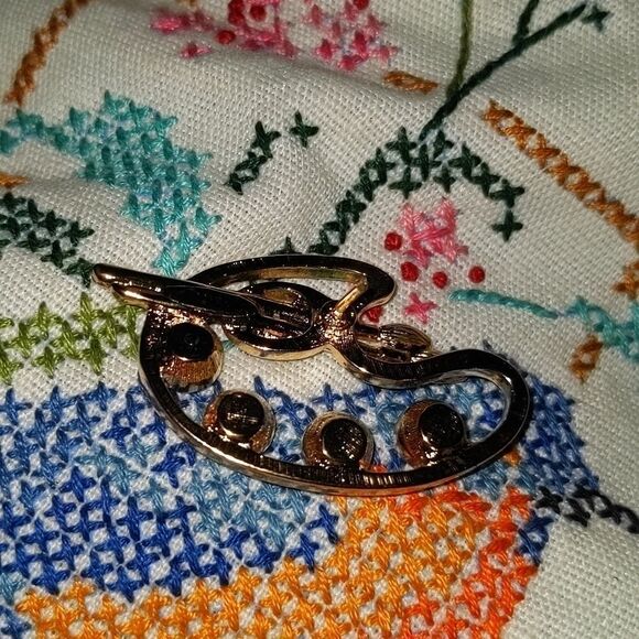 Beautiful‎ Vintage Art pin - Picture 3 of 6